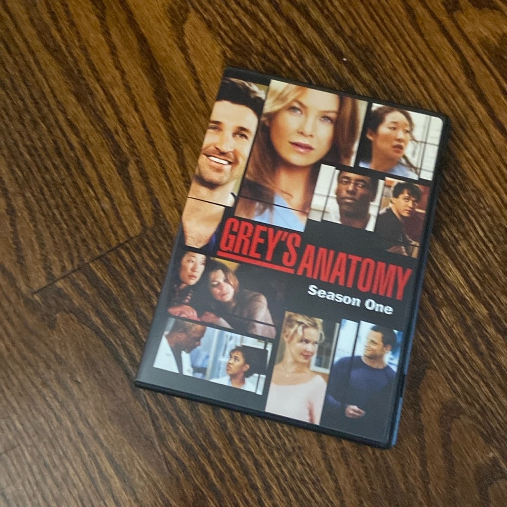 Greys and Anatomy season 1 DVDs